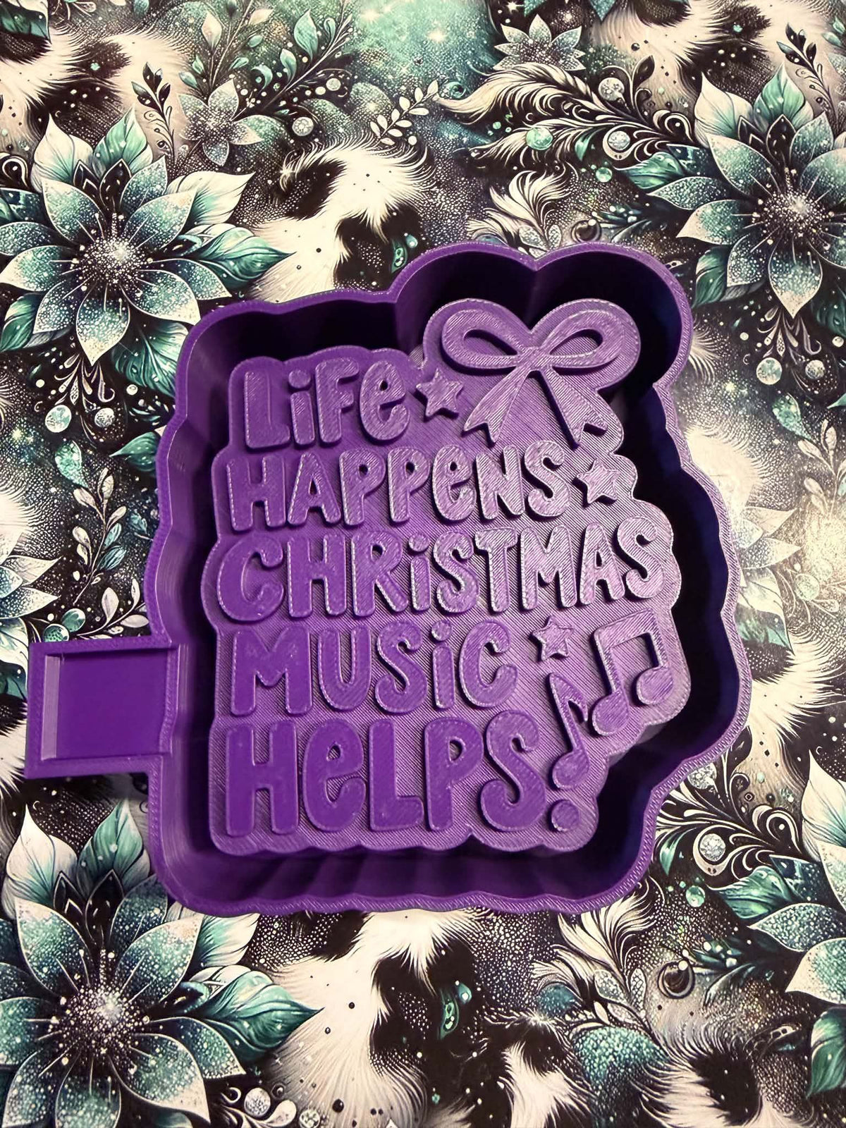 Christmas Music Helps 648