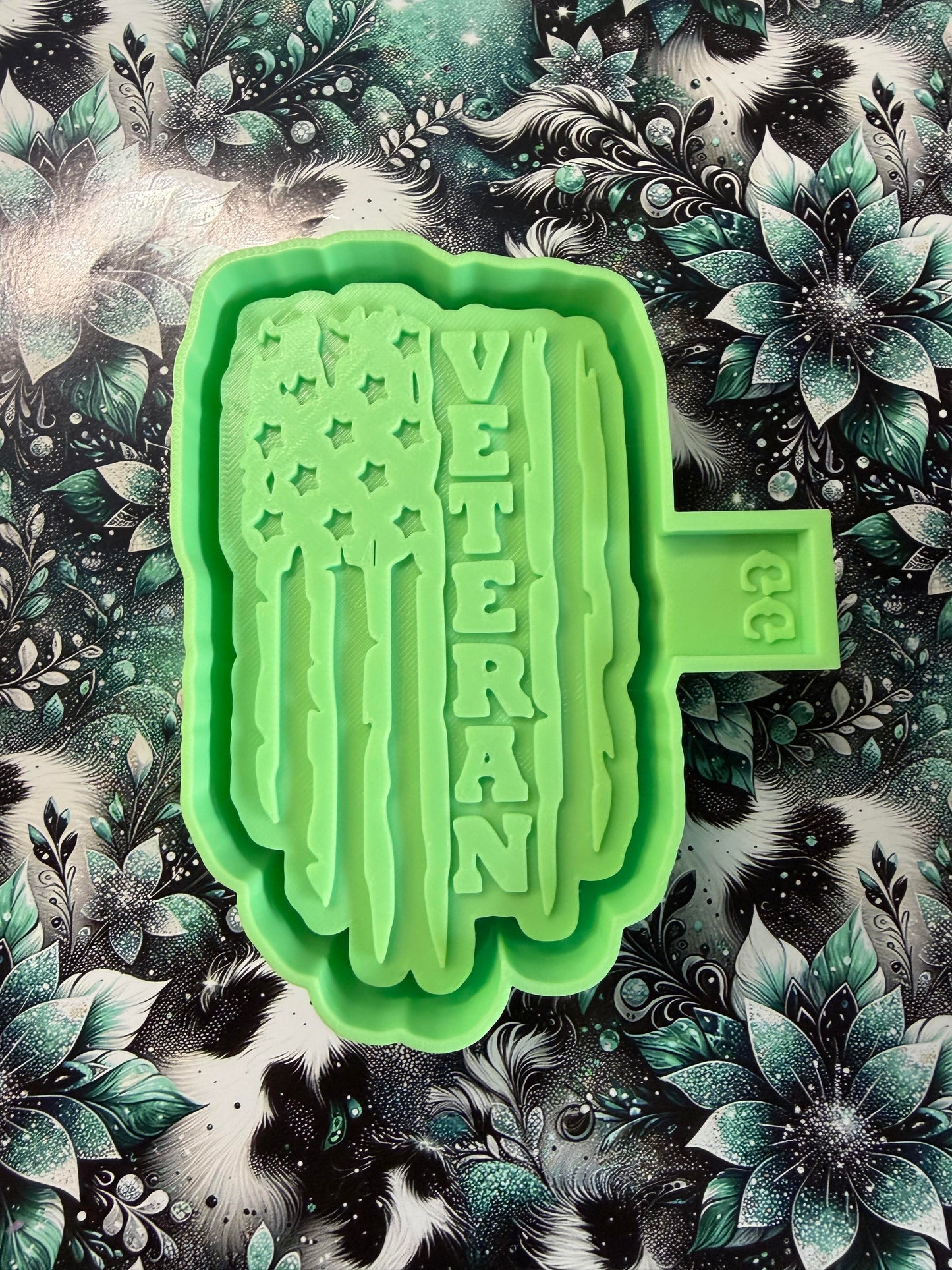 Vet Flag Mold #303