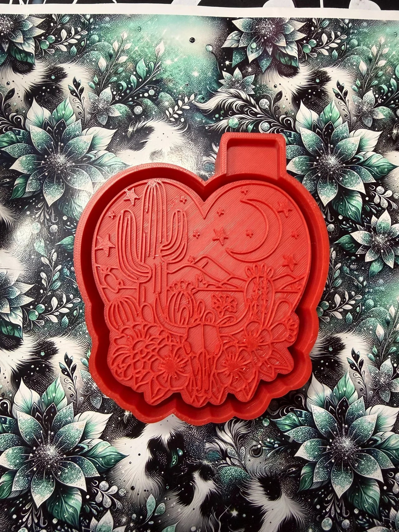 Desert Heart Mold #189