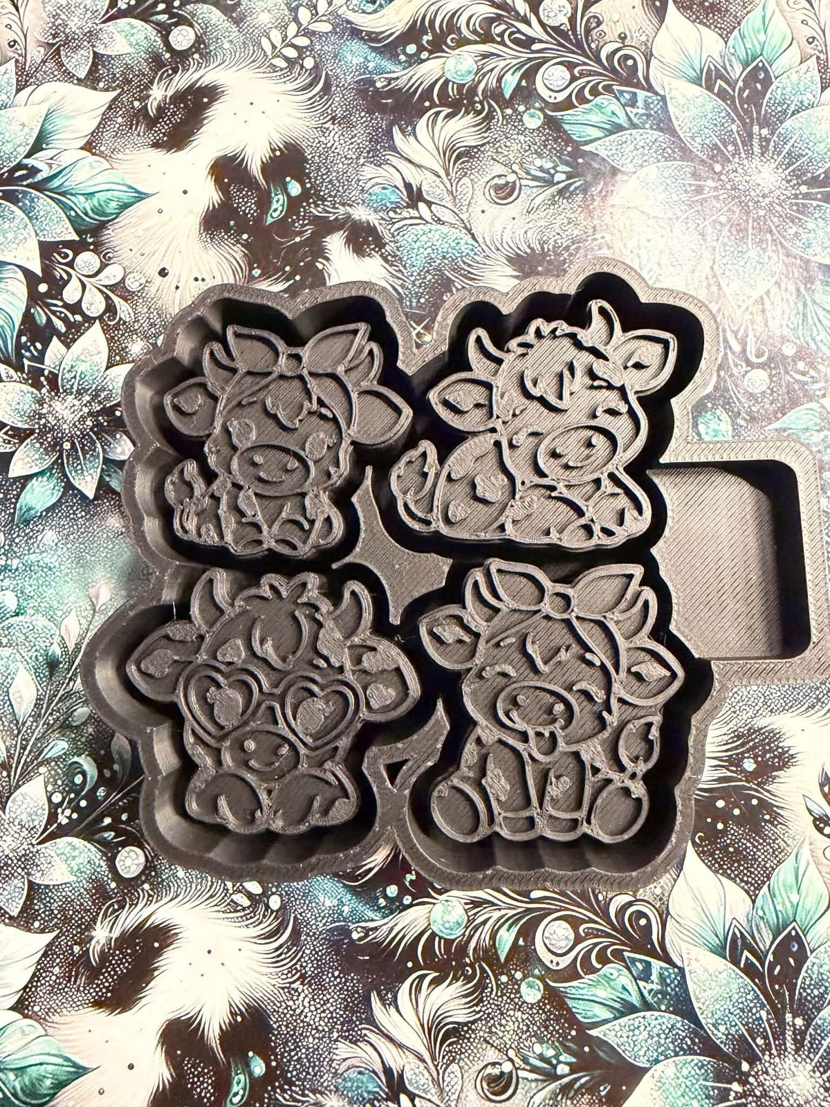Cow Charms 633