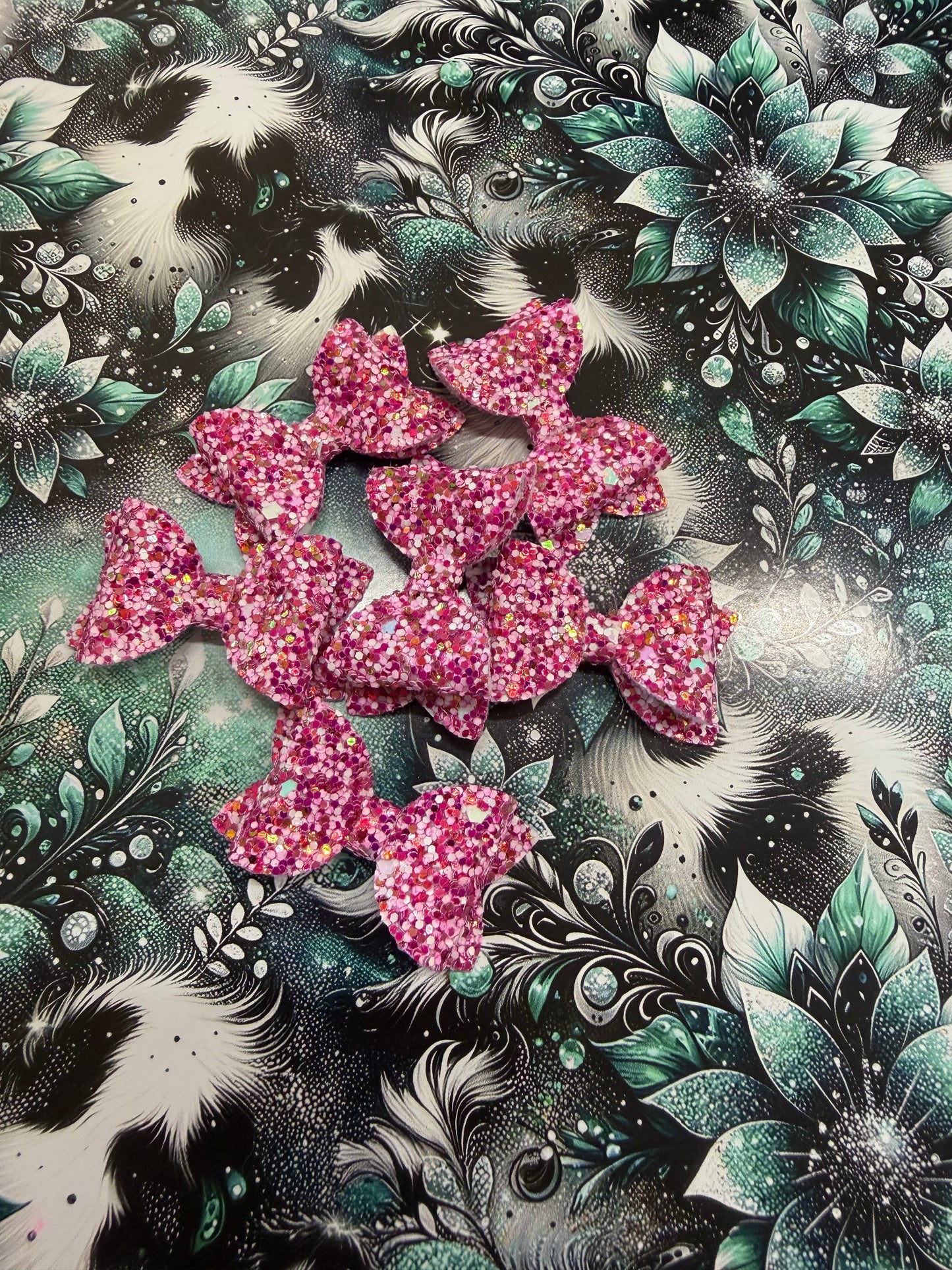 Fun Pink Glitter Freshie Bow