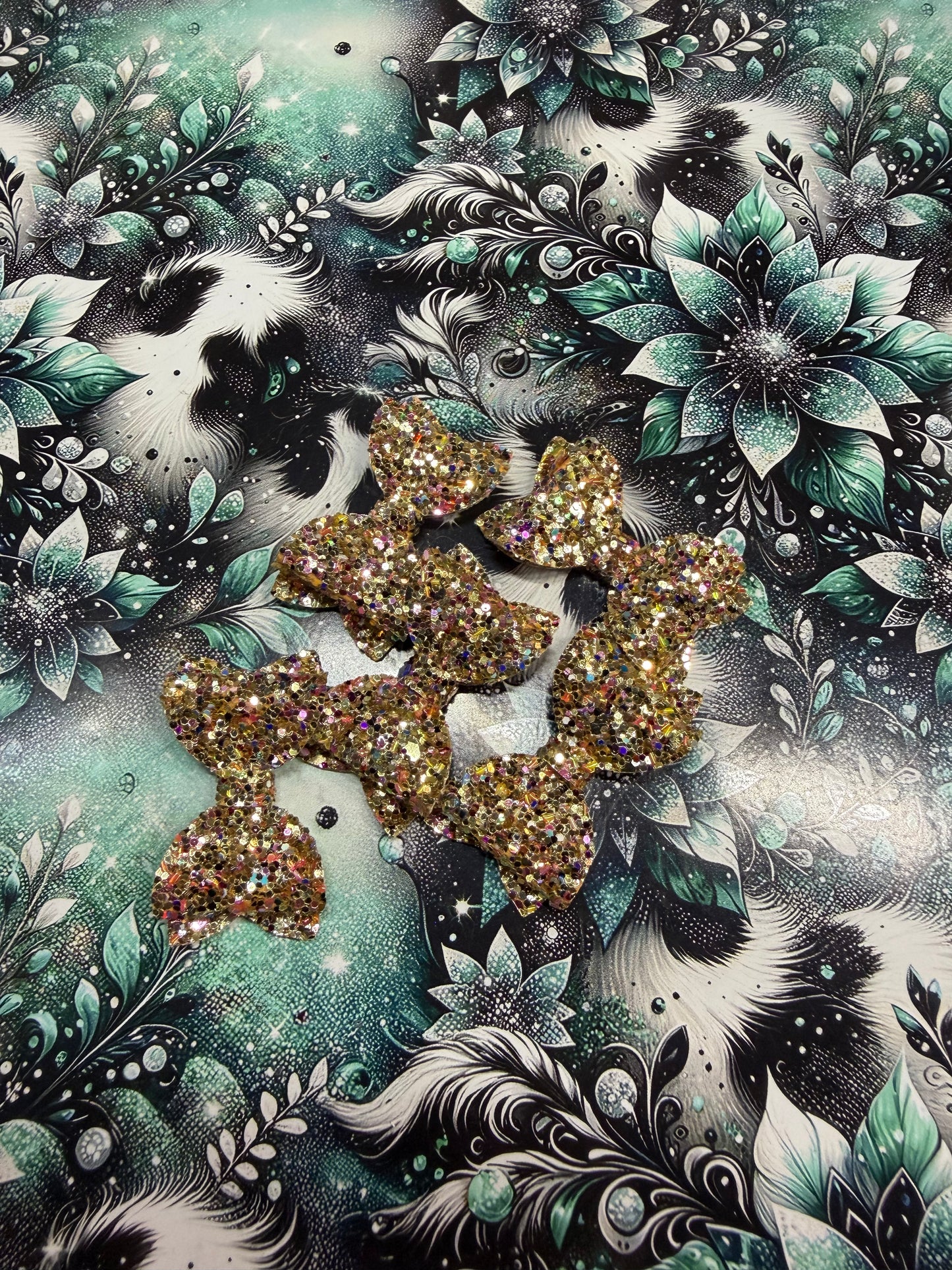 Gold Freshie Bow