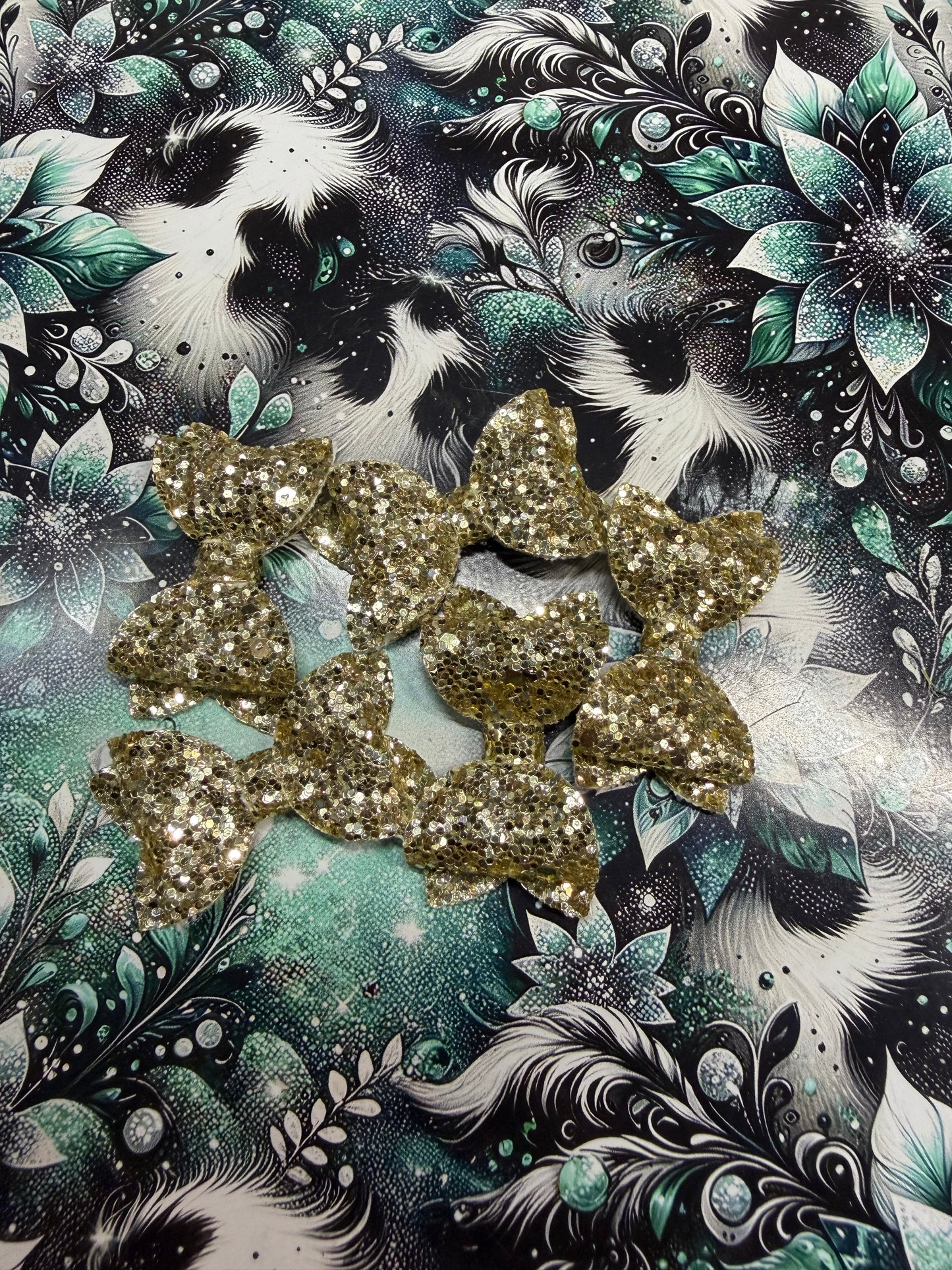 Solid Gold Freshie Bow