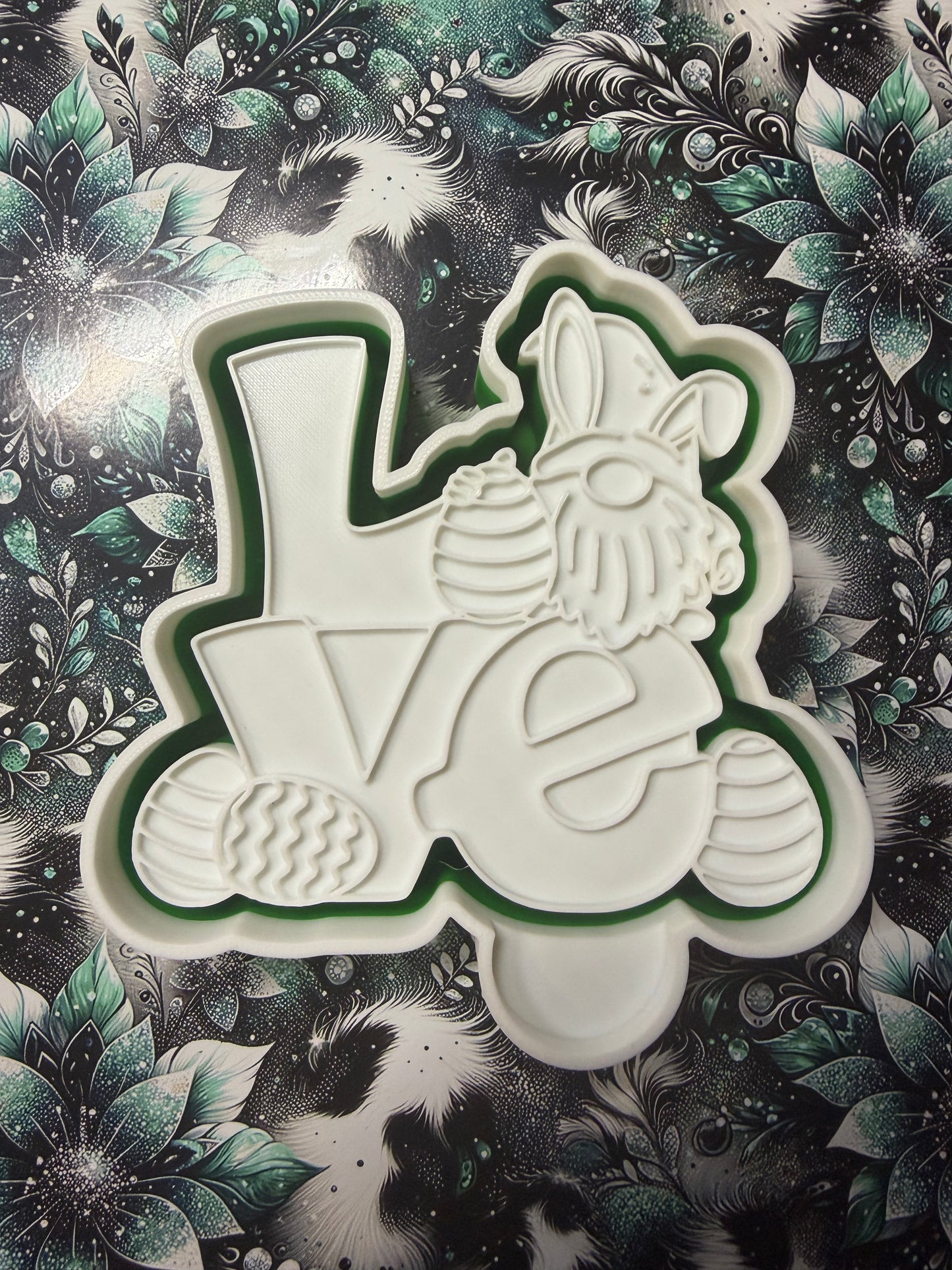 Easter Love Gnome #218
