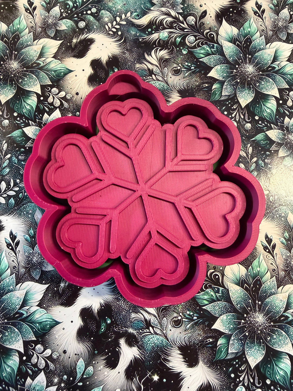 Heart Snowflake 562