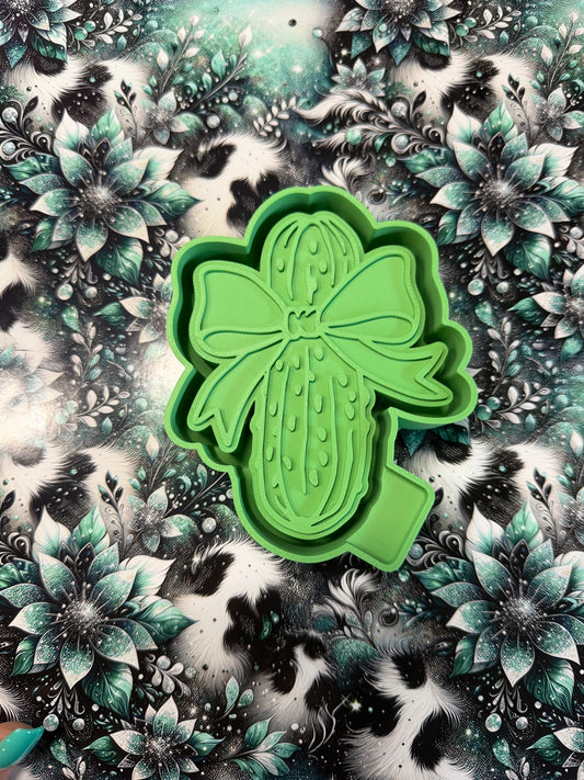 Pickle Bow Mold #316