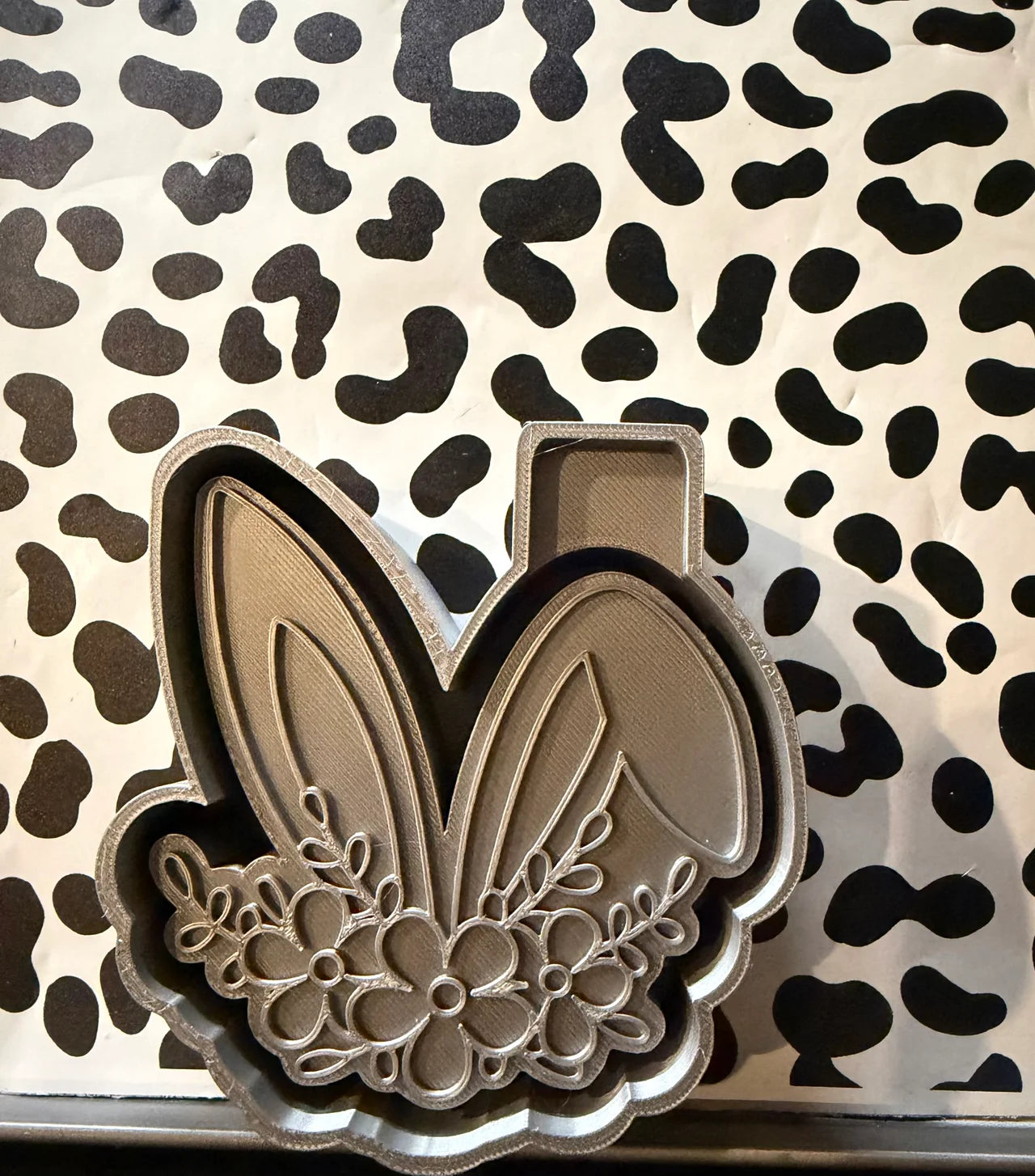 Bunny Ears Flower Mold #141