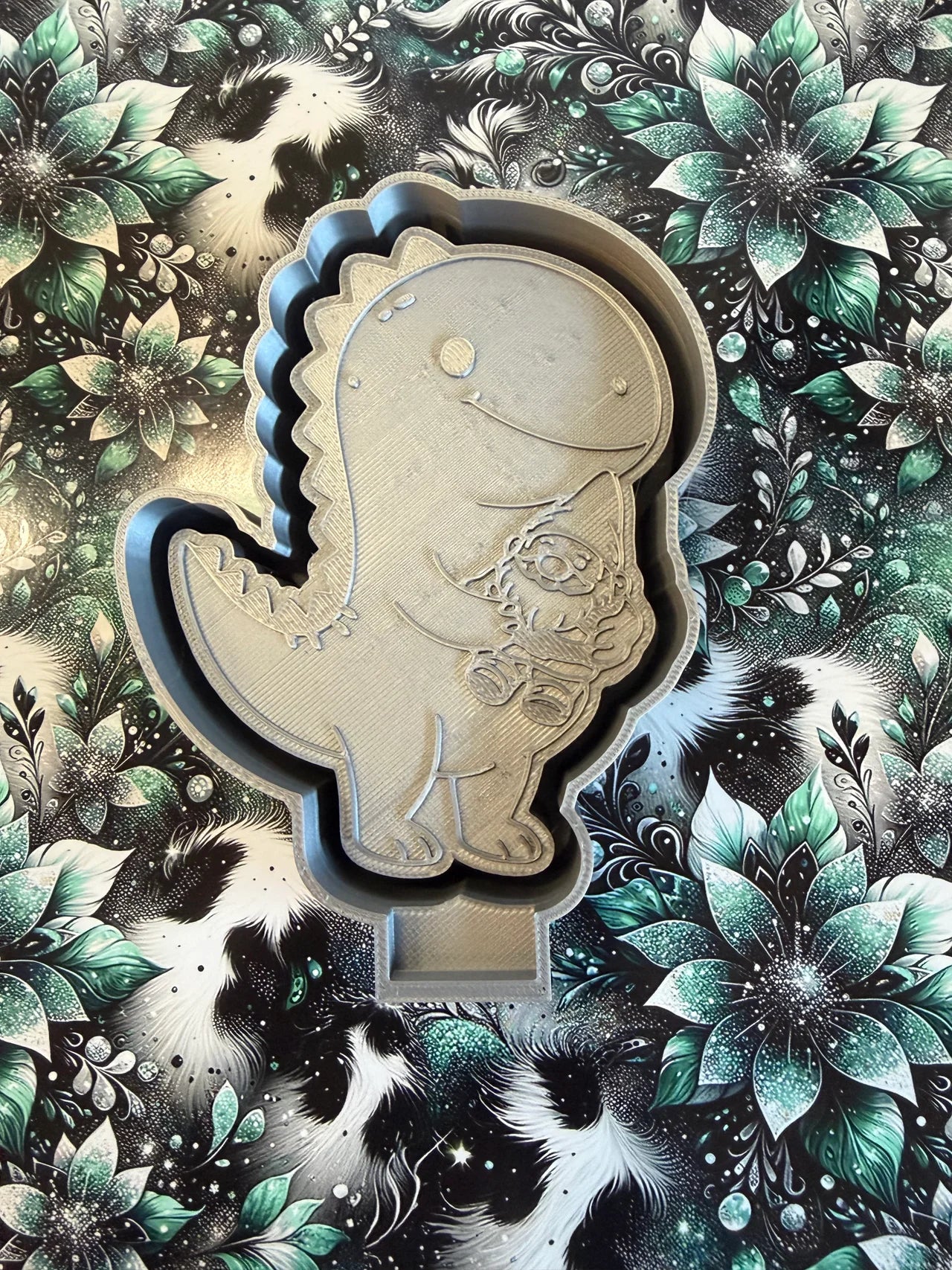 Gnome Dino Mold #179