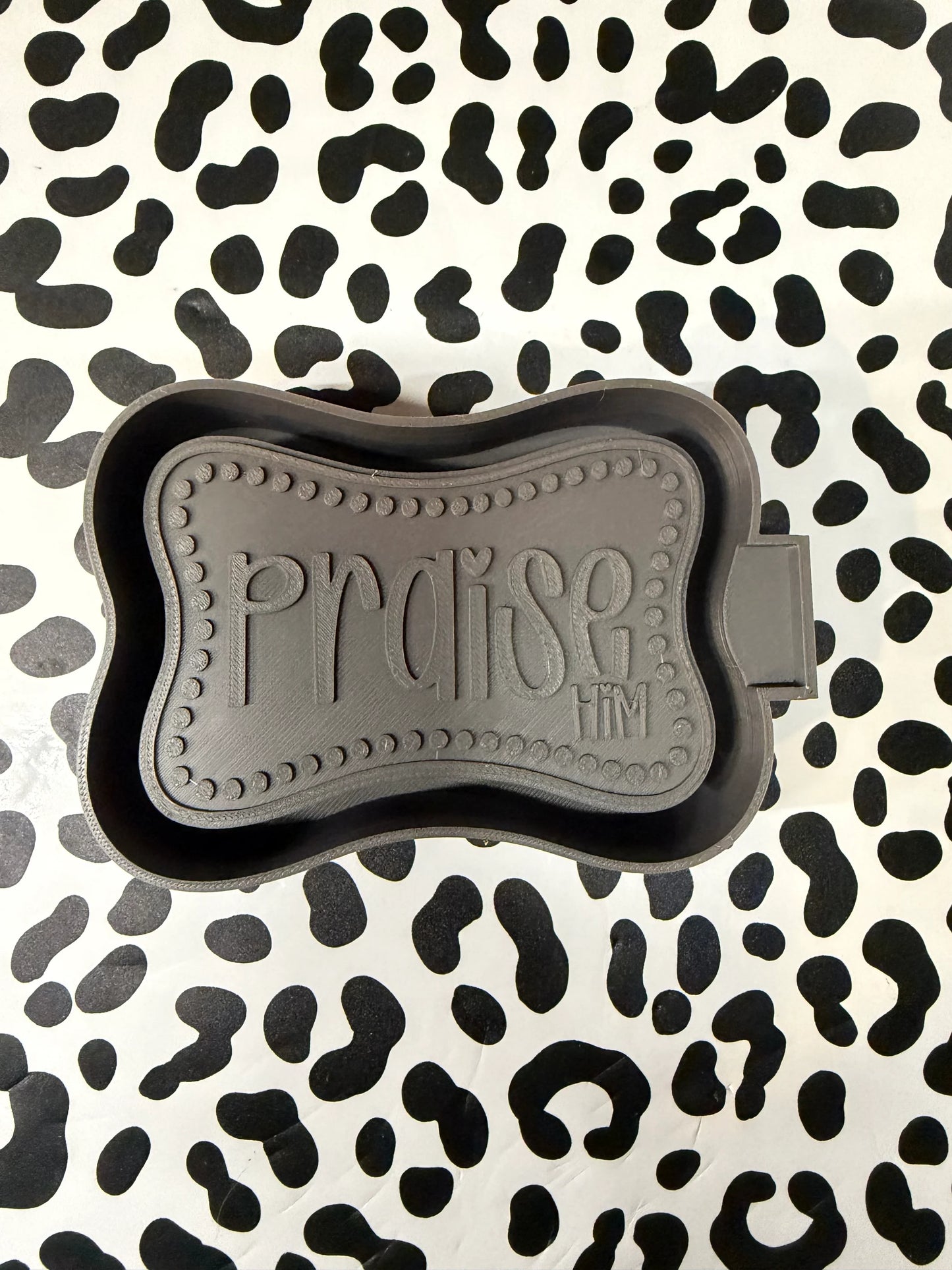 Praise Him Mold #156