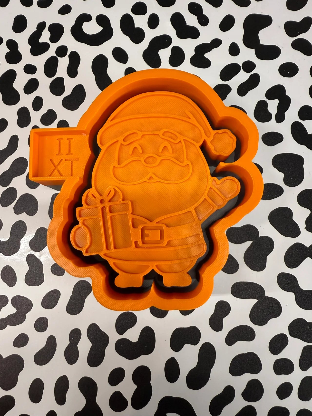 Santa With Present Mold #21