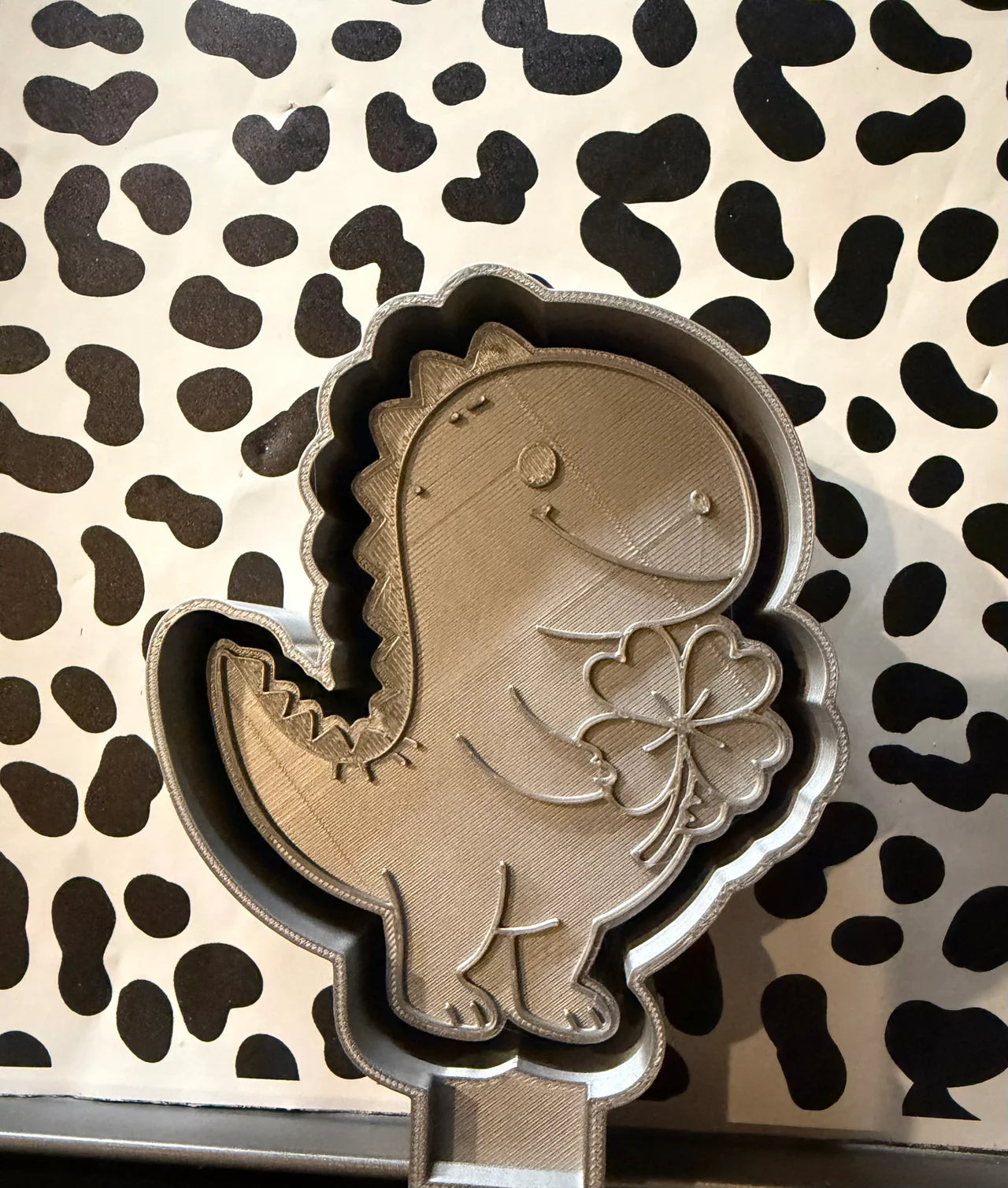 Shamrock Dino Mold #143