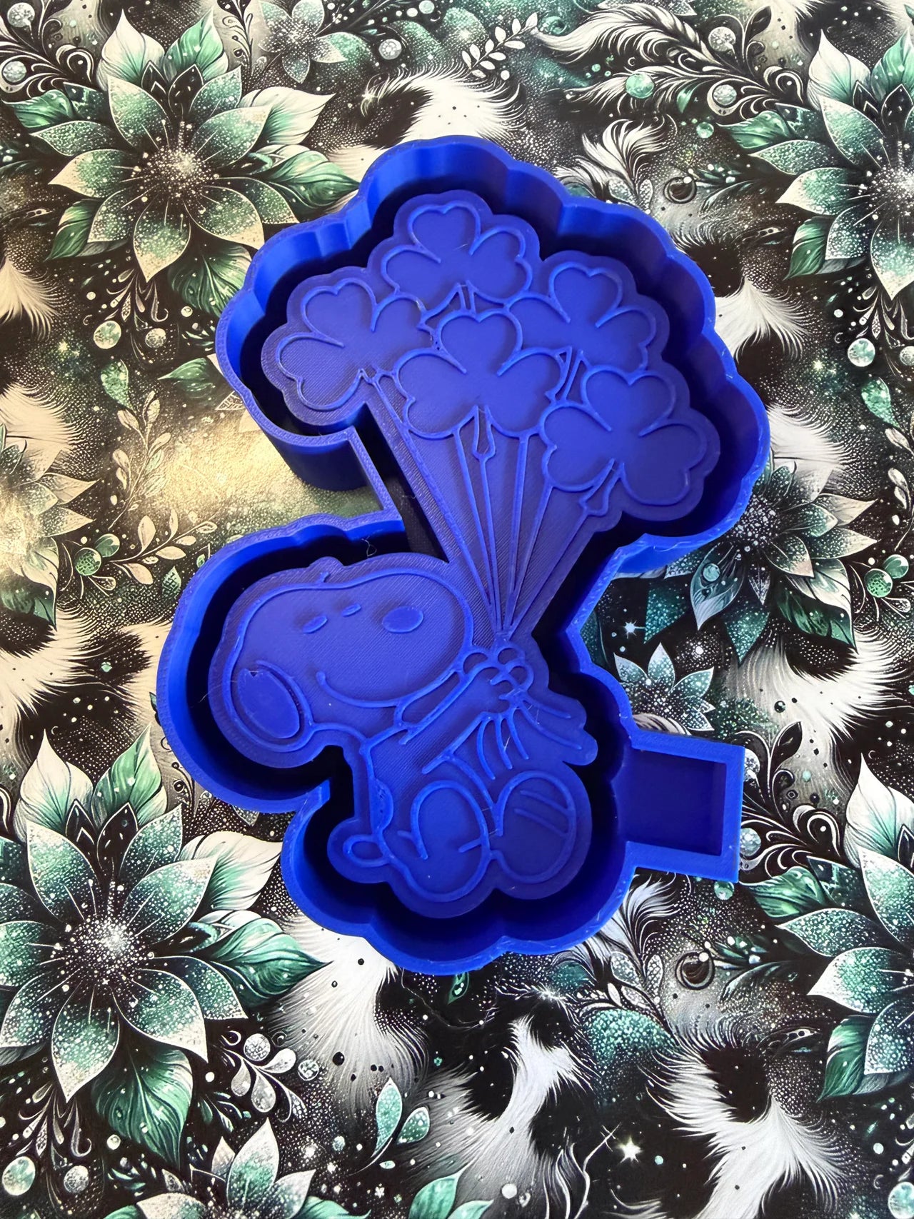 Shamrock Dog Mold #176